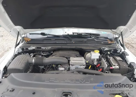 2021 Ram 1500 Big Horn 4X4 5'7 Box из США, поврежденный, VIN 1C6SRFFT0MN655651